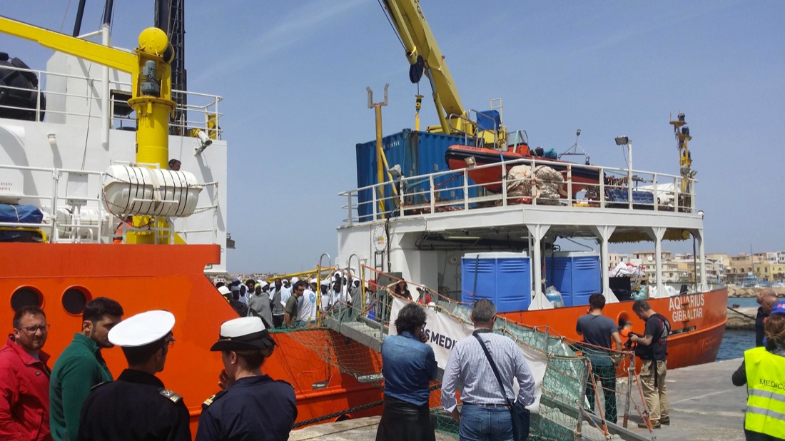 Migranti, così l’Italia cerca di governare l’emergenza