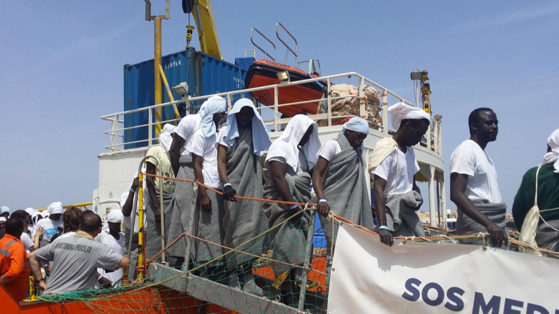 Migranti, così l’Italia cerca di governare l’emergenza