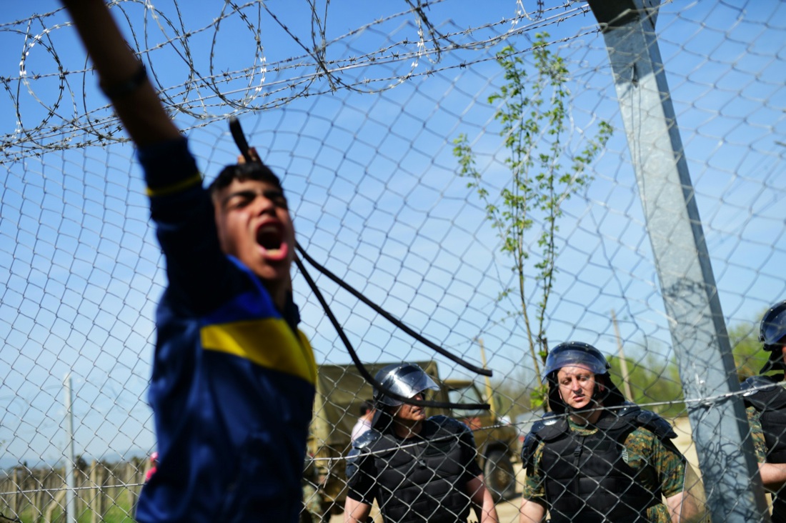 Migranti, così l’Italia cerca di governare l’emergenza