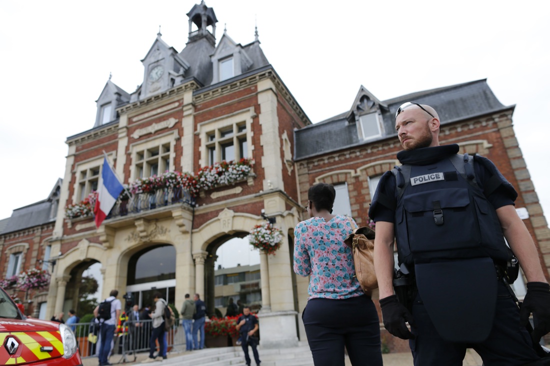 A Rouen il secondo attentatore segnalato alla polizia A Rouen il secondo attentatore segnalato alla polizia