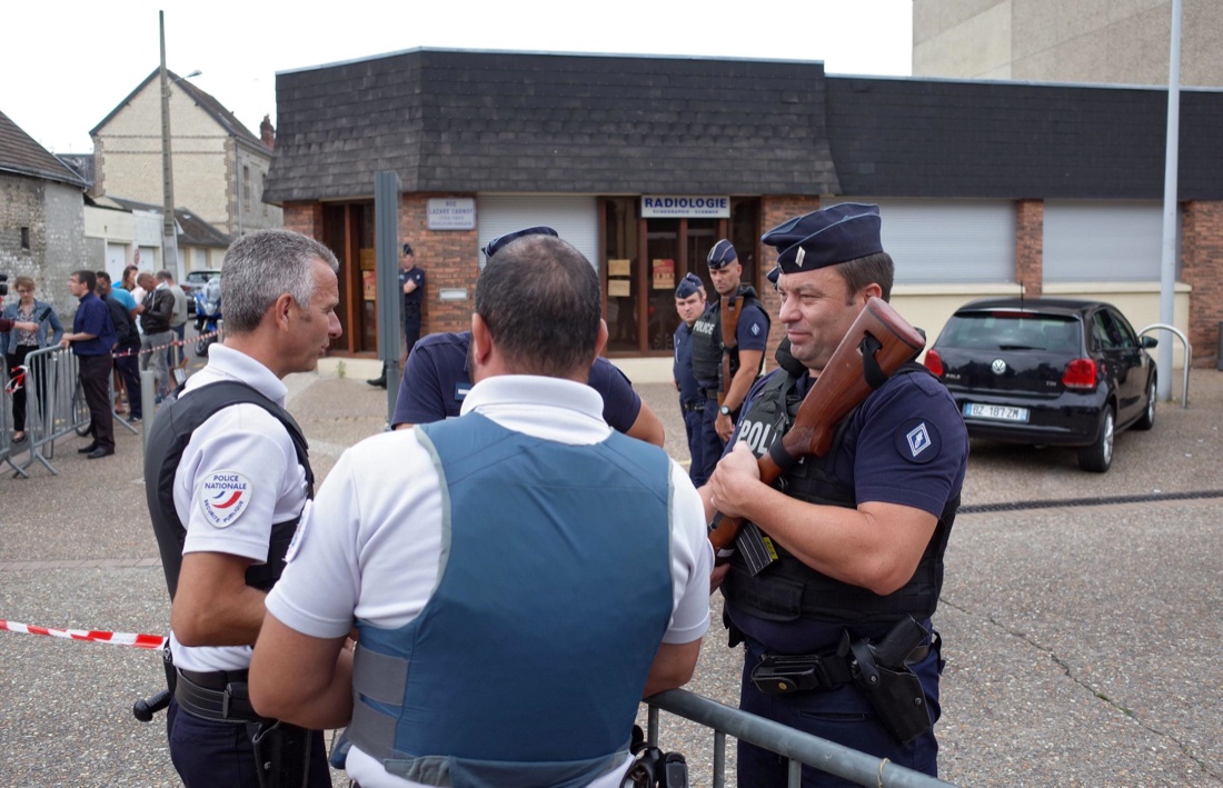 A Rouen il secondo attentatore segnalato alla polizia A Rouen il secondo attentatore segnalato alla polizia