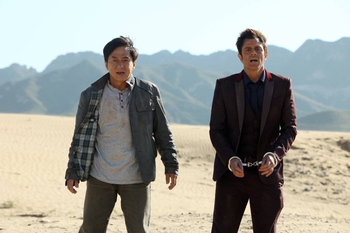 Skiptrace: strana coppia tra pugni, pupe e dinamite – La recensione