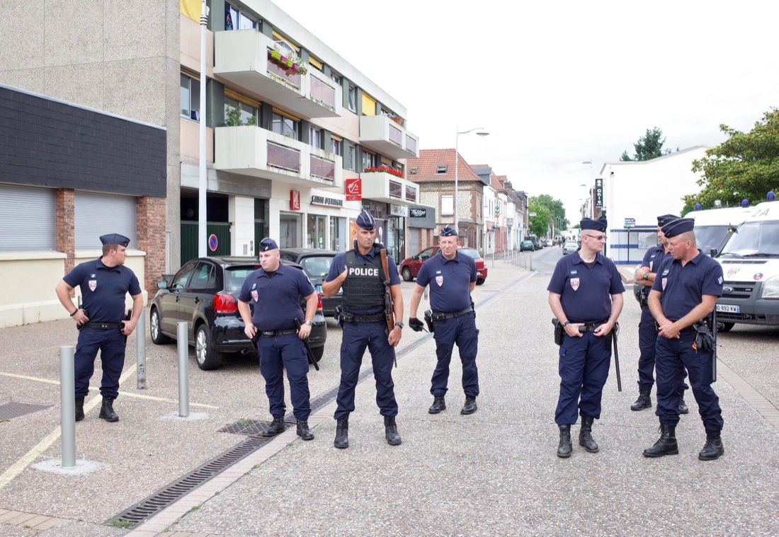 Attentati in Francia, una lunga scia di sangue