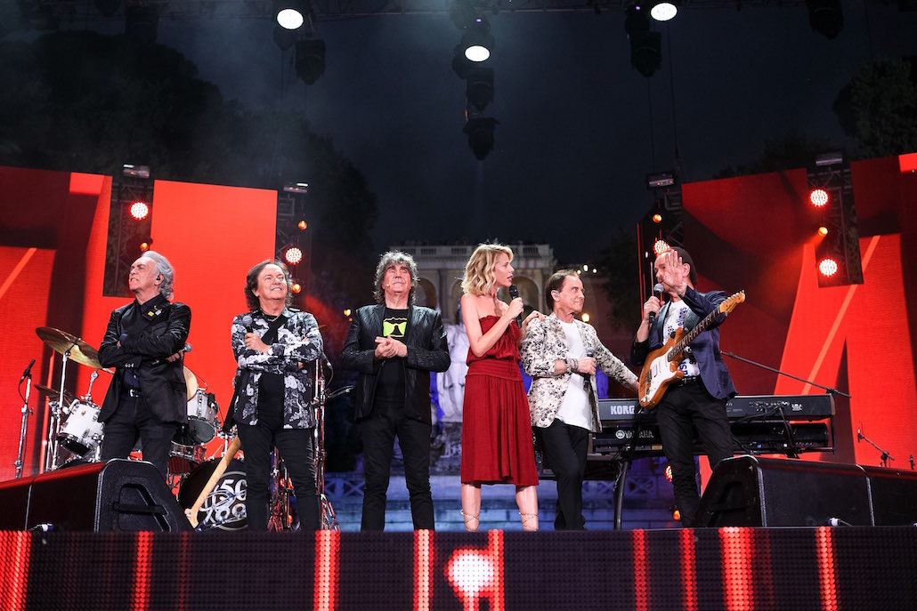 Coca-Cola Summer Festival: tutti gli ospiti della finalissima. Chi vincerà? Coca-Cola Summer Festival: tutti gli ospiti della finalissima. Chi vincerà?