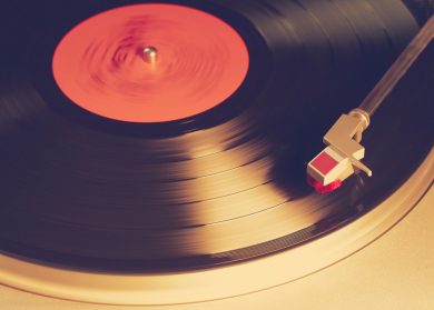 Ecco perché il vinile sta tornando sotto i riflettori