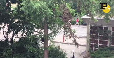 Attentato a Monaco: spari in un centro commerciale in Germania – VIDEO