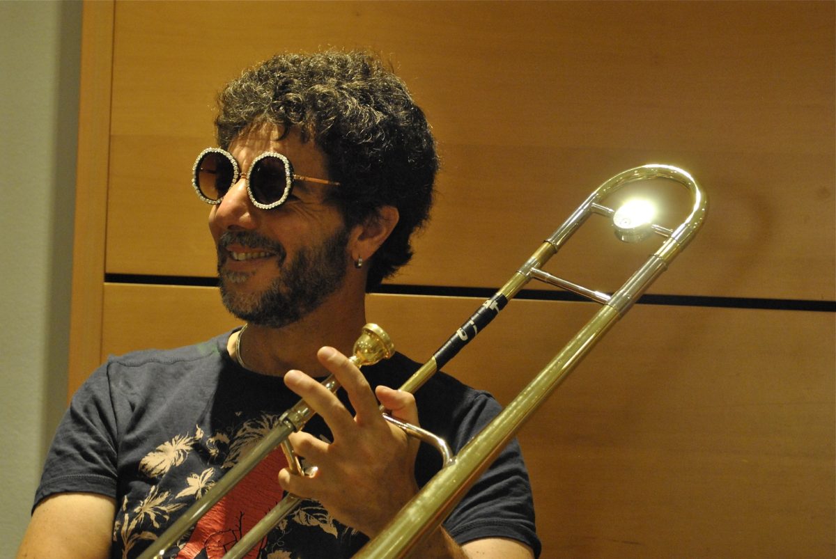 Galleria foto 'Intervista a Max Gazzè: “Maximilian fa le valigie, ecco il mio tour mondiale”' - foto 2