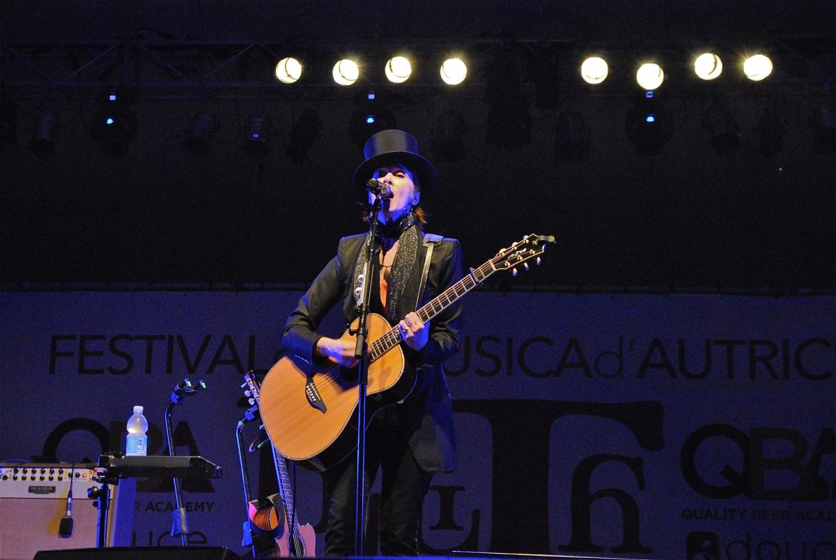 Galleria foto 'Suzanne Vega al Lilith Festival 2016: le foto del concerto' - foto 2