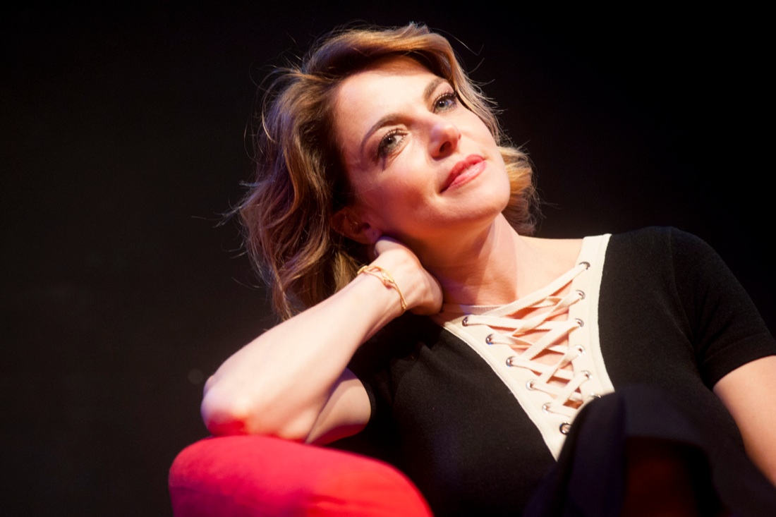 L’abbraccio di Panorama al paese