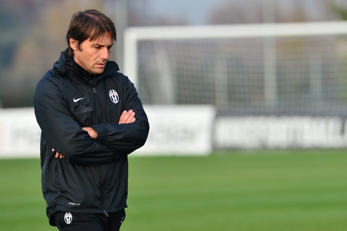 Antonio Conte si presenta al Chelsea: “È un onore, lavoreremo per vincere” Antonio Conte si presenta al Chelsea: “È un onore, lavoreremo per vincere”