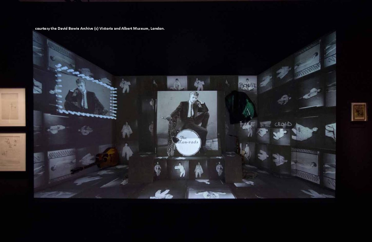 Galleria foto 'David Bowie is: arriva in Italia la mostra definitiva dedicata al Duca Bianco' - foto 9