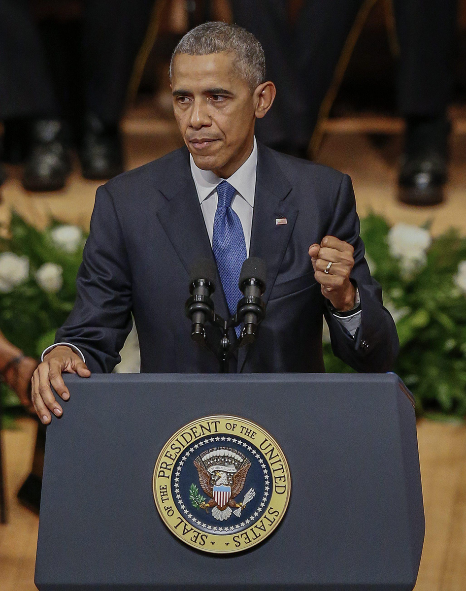 Dallas, cerimonia interreligiosa per i 5 agenti uccisi – Foto