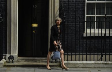 La passione per le scarpe di Theresa May