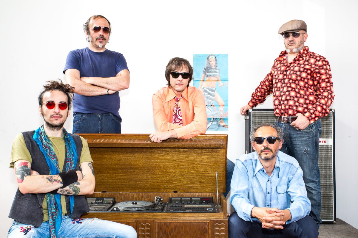 Galleria foto 'Il ritorno degli Avvoltoi: “Confessioni di un povero imbecille”' - foto 3