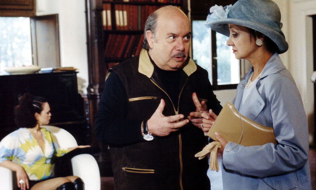 Lino Banfi, 80 anni dalla commedia sexy a nonno Libero – Foto