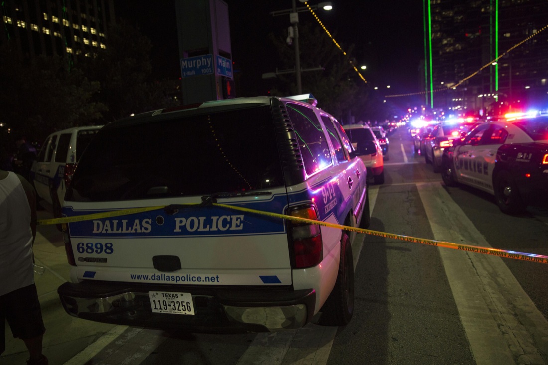 Dallas: gli omicidi dei poliziotti e la questione razziale Dallas: gli omicidi dei poliziotti e la questione razziale