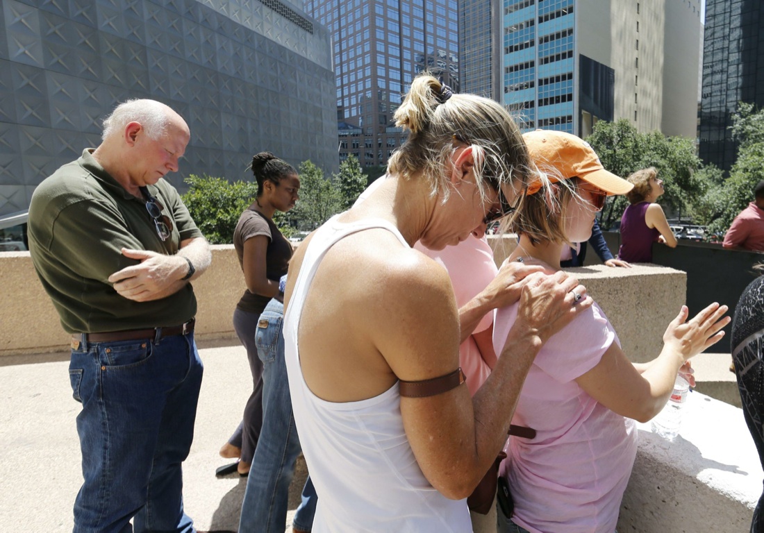 Dallas: gli omicidi dei poliziotti e la questione razziale Dallas: gli omicidi dei poliziotti e la questione razziale