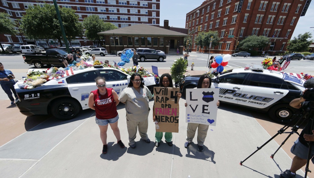 Dallas: gli omicidi dei poliziotti e la questione razziale Dallas: gli omicidi dei poliziotti e la questione razziale