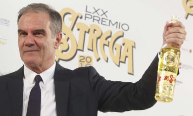 Premio Strega 2016, vince Edoardo Albinati