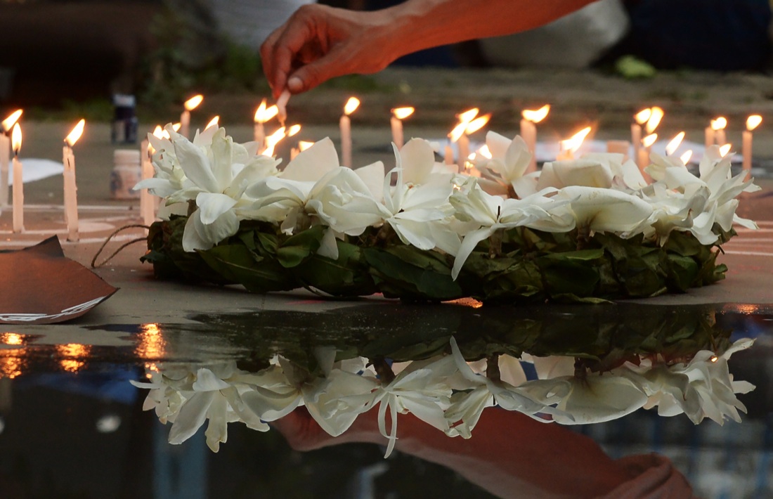 Bangladesh, l’Isis a Dacca ha fatto la sua strage – Foto e Video