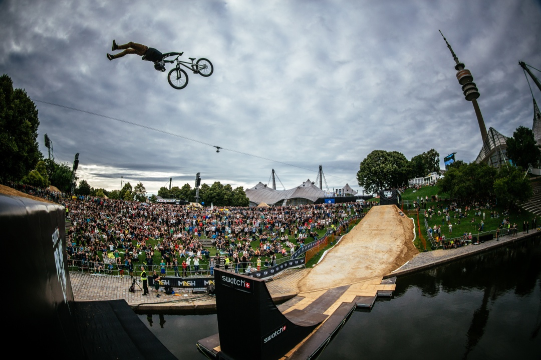 Swatch Prime Line Monaco: lo spettacolo ‘aereo’ delle mountain bike acrobatiche Swatch Prime Line Monaco: lo spettacolo ‘aereo’ delle mountain bike acrobatiche