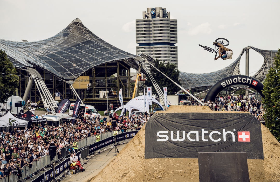 Swatch Prime Line Monaco: lo spettacolo ‘aereo’ delle mountain bike acrobatiche Swatch Prime Line Monaco: lo spettacolo ‘aereo’ delle mountain bike acrobatiche