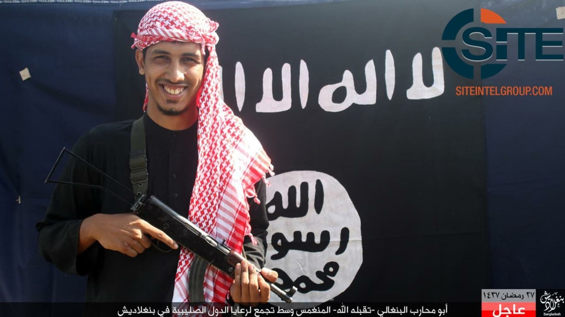 Isis, il nuovo video shock in Bangladesh: “Non smetteremo di uccidere i crociati” Isis, il nuovo video shock in Bangladesh: “Non smetteremo di uccidere i crociati”