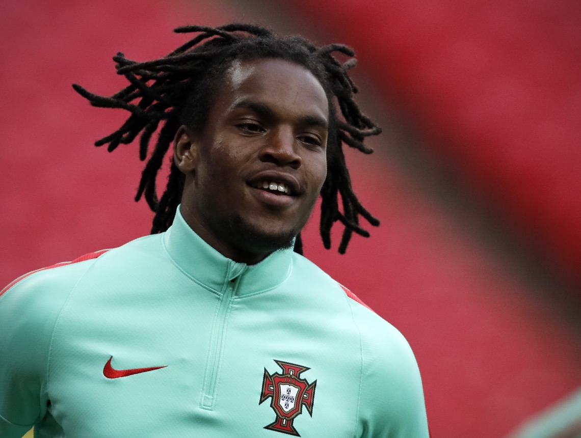 Polemiche in Portogallo: “Renato Sanches non ha 18 anni ma 24” Polemiche in Portogallo: “Renato Sanches non ha 18 anni ma 24”