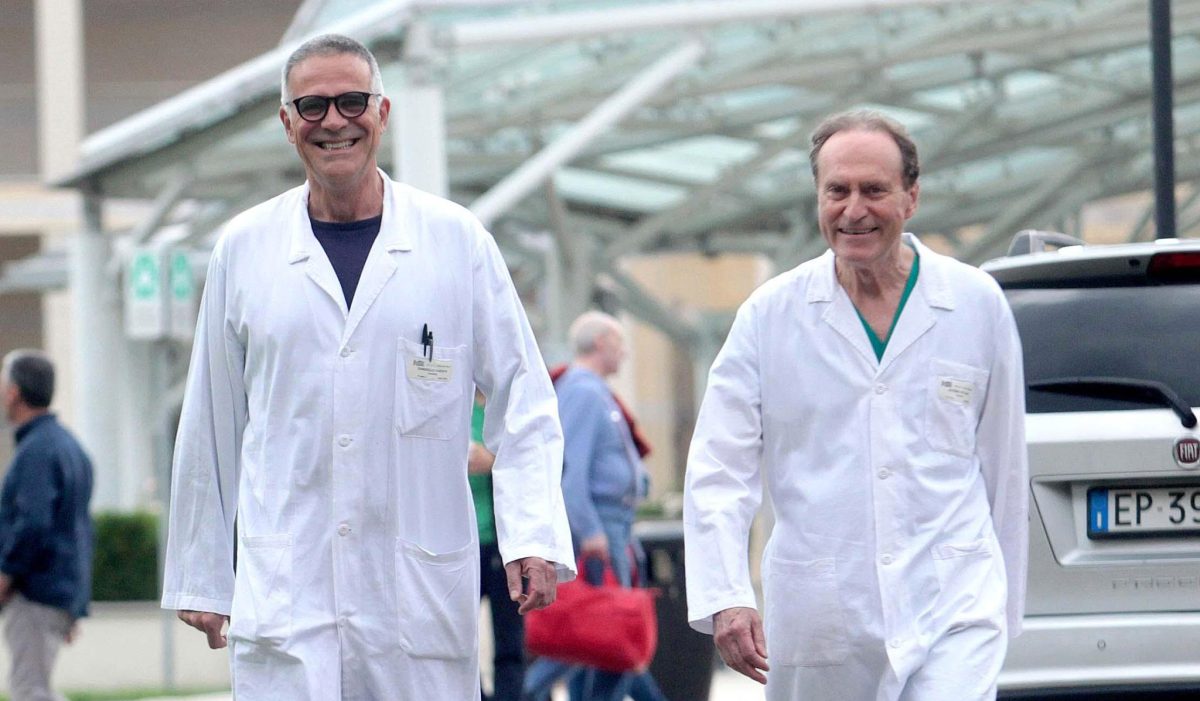 Galleria foto 'Silvio Berlusconi dimesso dal San Raffaele: “È stata una prova dolorosa”' - foto 26