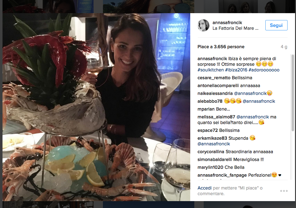 Vip in vacanza, ecco dove si rilassano le celebrities Vip in vacanza, ecco dove si rilassano le celebrities