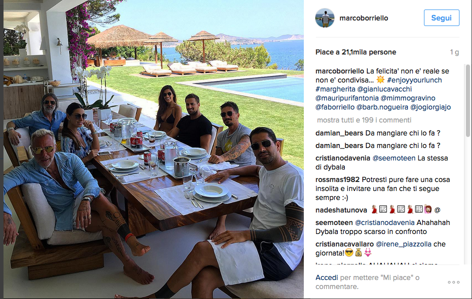 Vip in vacanza, ecco dove si rilassano le celebrities Vip in vacanza, ecco dove si rilassano le celebrities