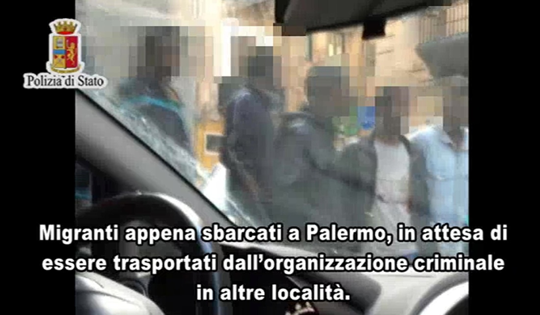 Migranti, chi non può pagare il viaggio “usato” per prelevare gli organi – Foto