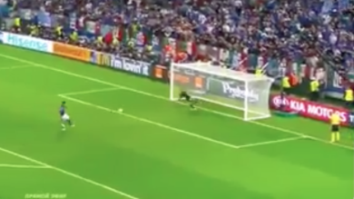 Il rigore di Pellè ed il gesto del cucchiaio a Neuer | video