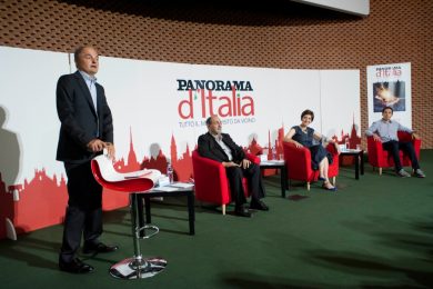 Un robot e una rete per “pescare” detriti spaziali – Foto e Video