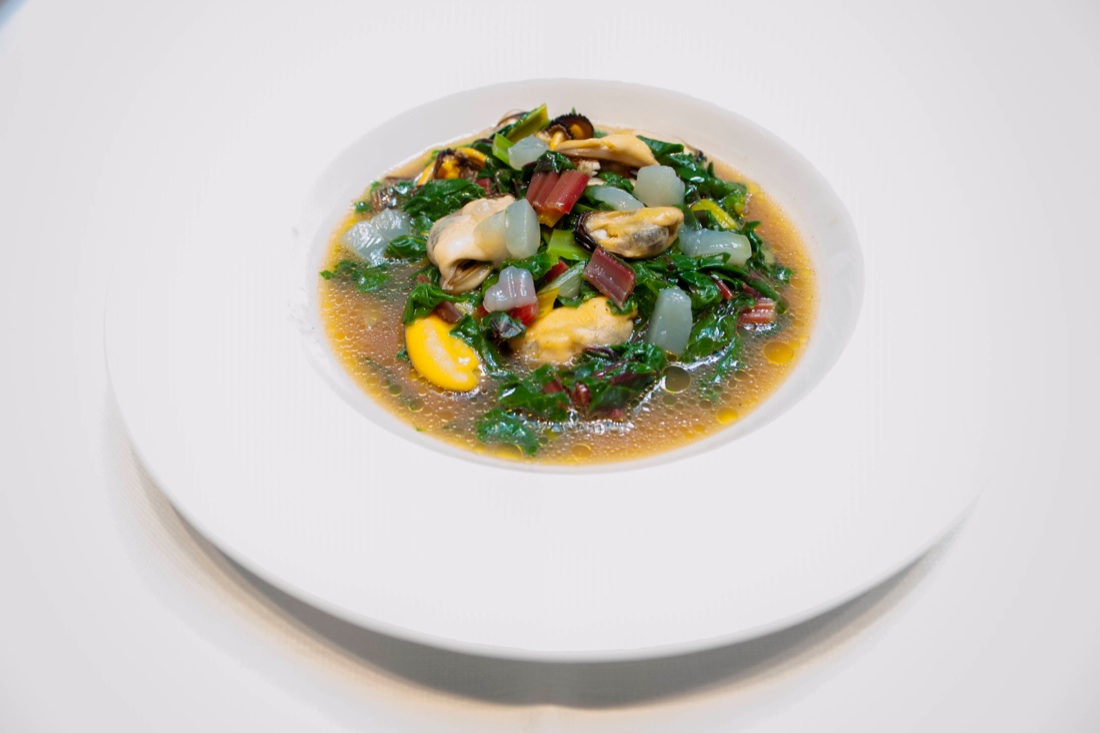 Zuppa di bietole con le cozze: la ricetta di Vincenzo Cammerucci – Foto e Video Zuppa di bietole con le cozze: la ricetta di Vincenzo Cammerucci – Foto e Video