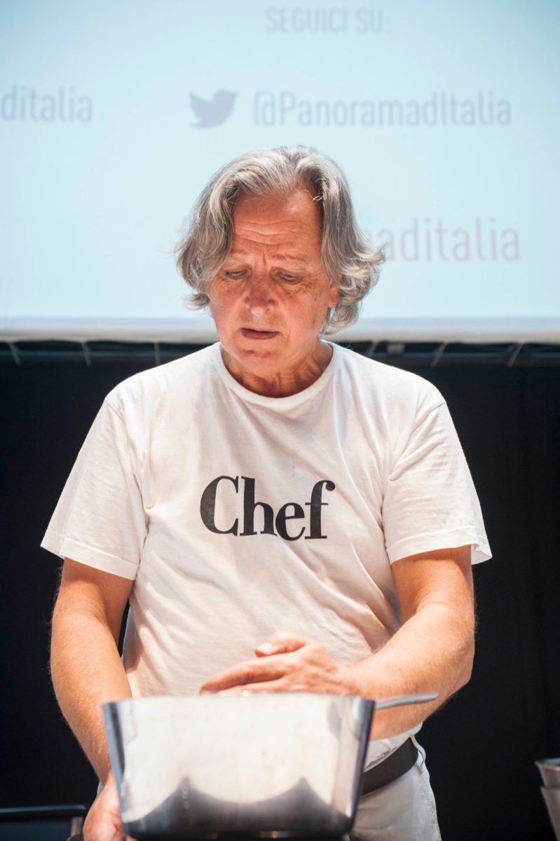 Zuppa di bietole con le cozze: la ricetta di Vincenzo Cammerucci – Foto e Video Zuppa di bietole con le cozze: la ricetta di Vincenzo Cammerucci – Foto e Video