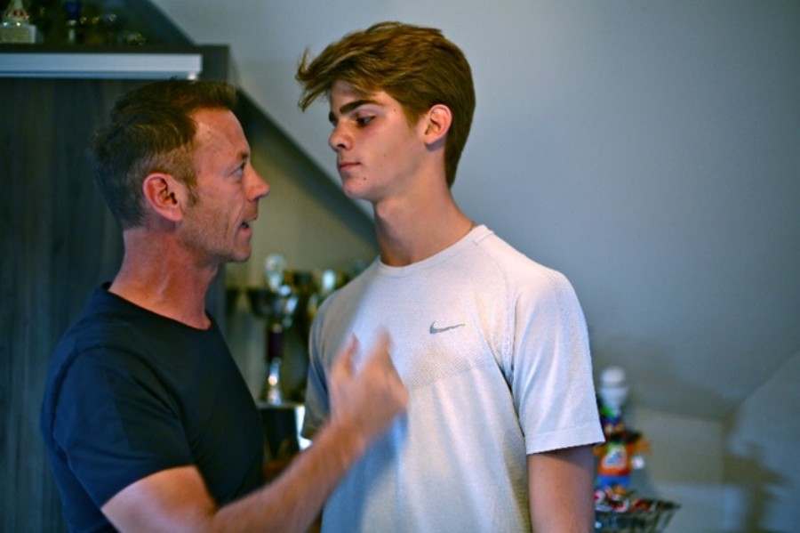 Francia indignata per il nudo di Rocco Siffredi su Le Monde