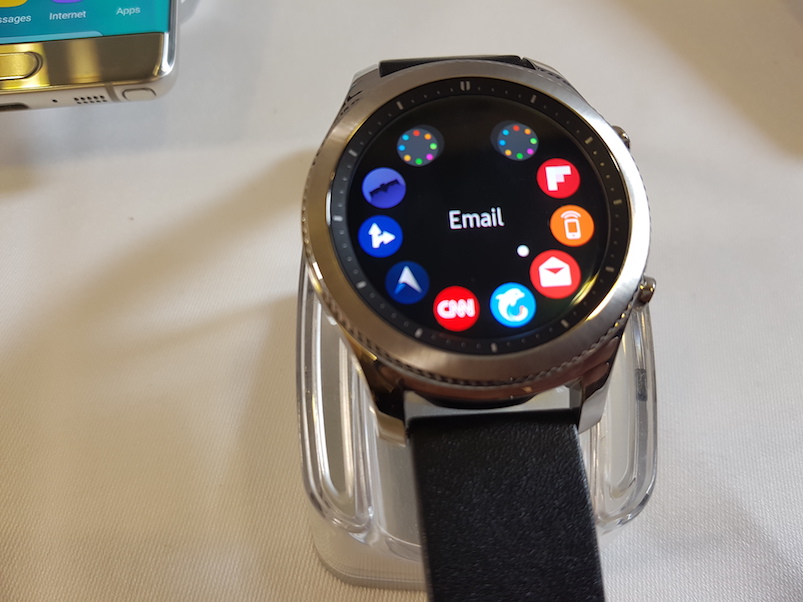 Galleria foto 'Samsung Gear S3, lo smartwatch che fa l’orologio' - foto 11