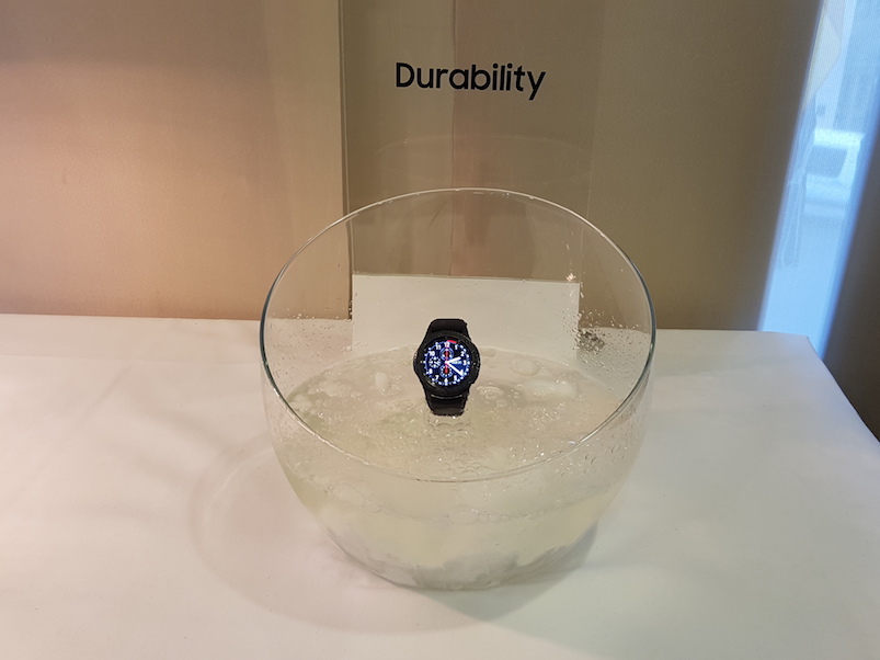 Galleria foto 'Samsung Gear S3, lo smartwatch che fa l’orologio' - foto 2