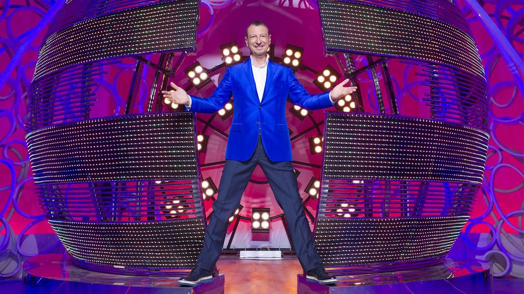 Reazione a catena: ecco i concorrenti e gli ospiti degli speciali in prima serata