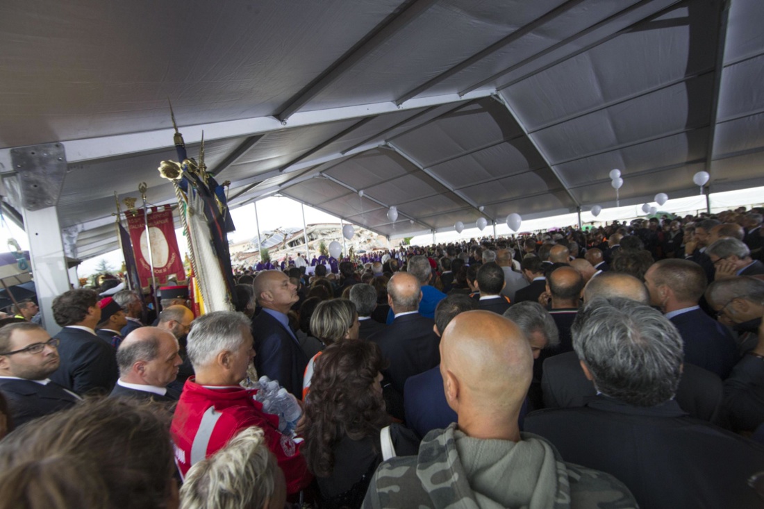 Amatrice: i funerali delle vittime del terremoto – Foto