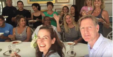 Terremoto, selfie solidale della famiglia Kennedy