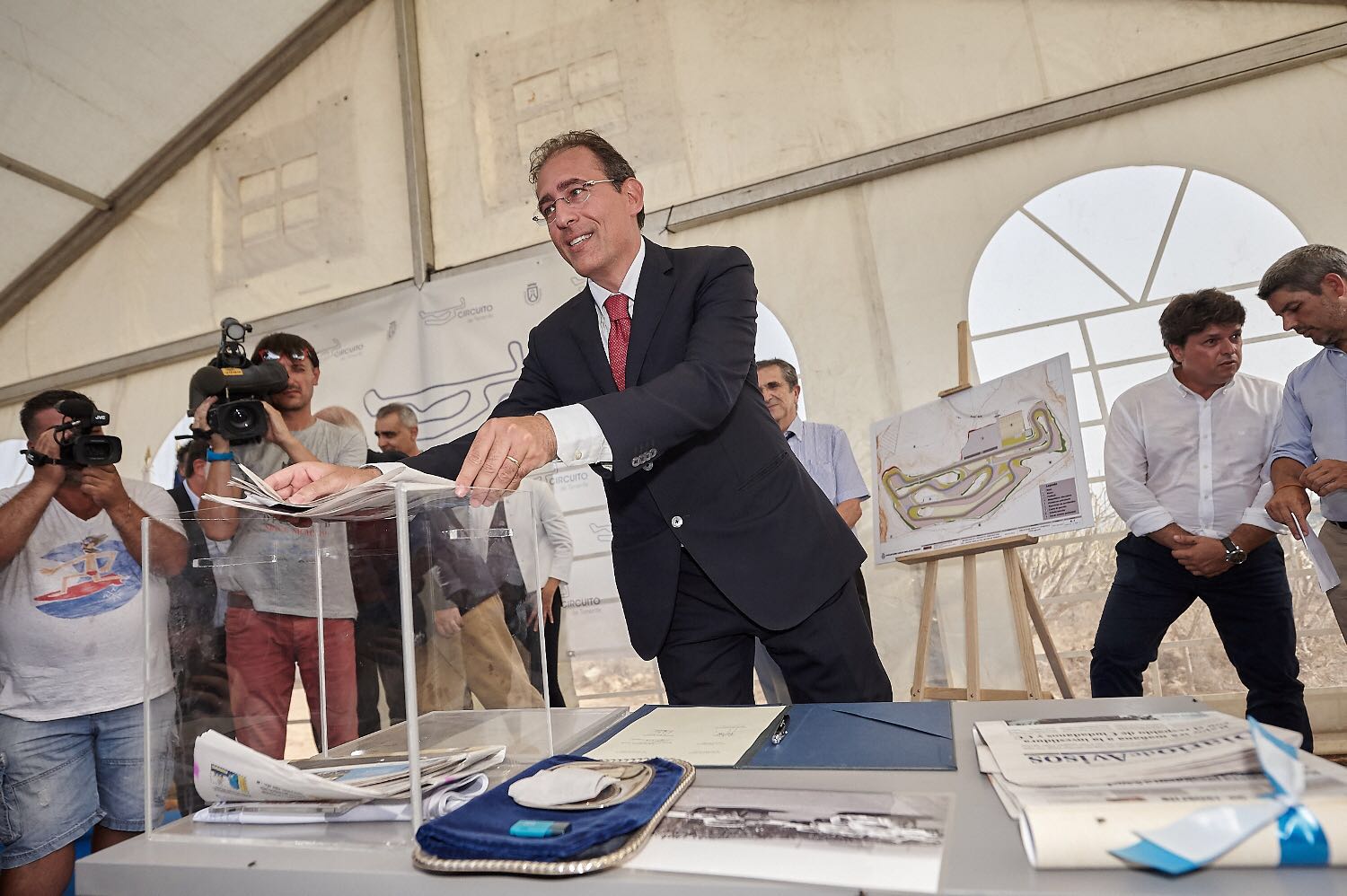 Tenerife, il nuovo circuito. Walter Sciacca: “Ricomincio da qui” – L’INTERVISTA Tenerife, il nuovo circuito. Walter Sciacca: “Ricomincio da qui” – L’INTERVISTA