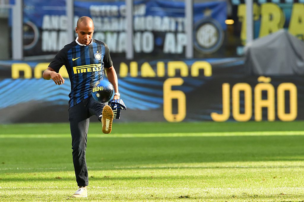 Galleria foto 'De Boer e Inter, allarme rosso. Sul mercato servono rinforzi' - foto 7