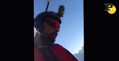 Base Jumper muore in diretta: il VIDEO dello schianto di Schmieder