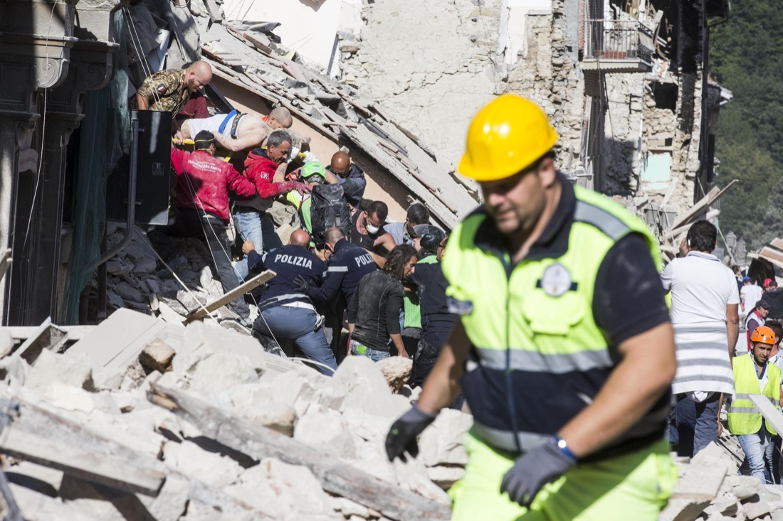 Terremoto in Centro Italia: così le tv seguiranno la giornata di lutto nazionale Terremoto in Centro Italia: così le tv seguiranno la giornata di lutto nazionale