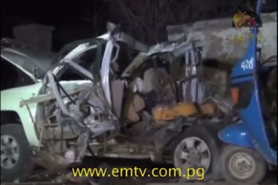 Somalia, attentato al ristorante in spiaggia: 10 morti – VIDEO