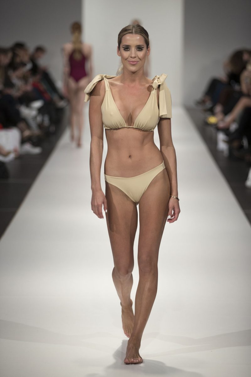 Bikini e costumi dalla New Zealand Fashion Week 2016 Bikini e costumi dalla New Zealand Fashion Week 2016