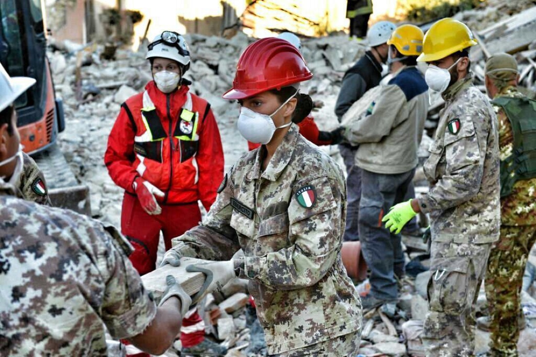 Terremoto, con l’Esercito in soccorso di Amatrice – foto Terremoto, con l’Esercito in soccorso di Amatrice – foto
