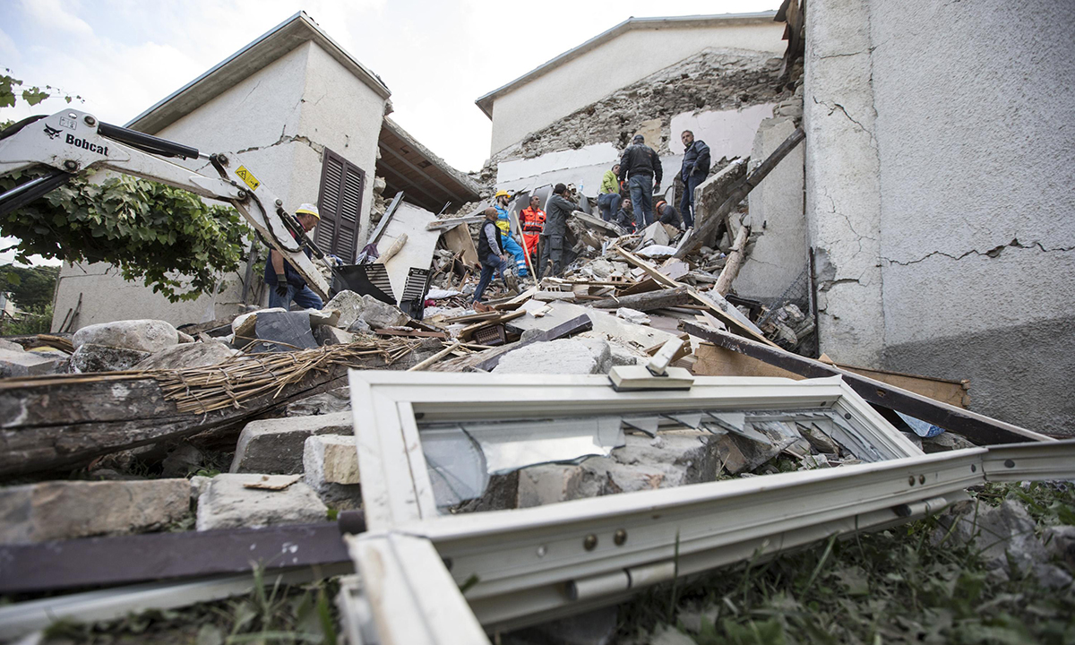 Terremoto in Centro Italia: Accumoli non c’è più – FOTO